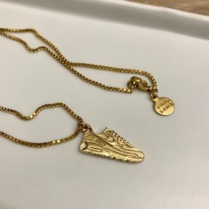 Bing Bang Air Max Necklace